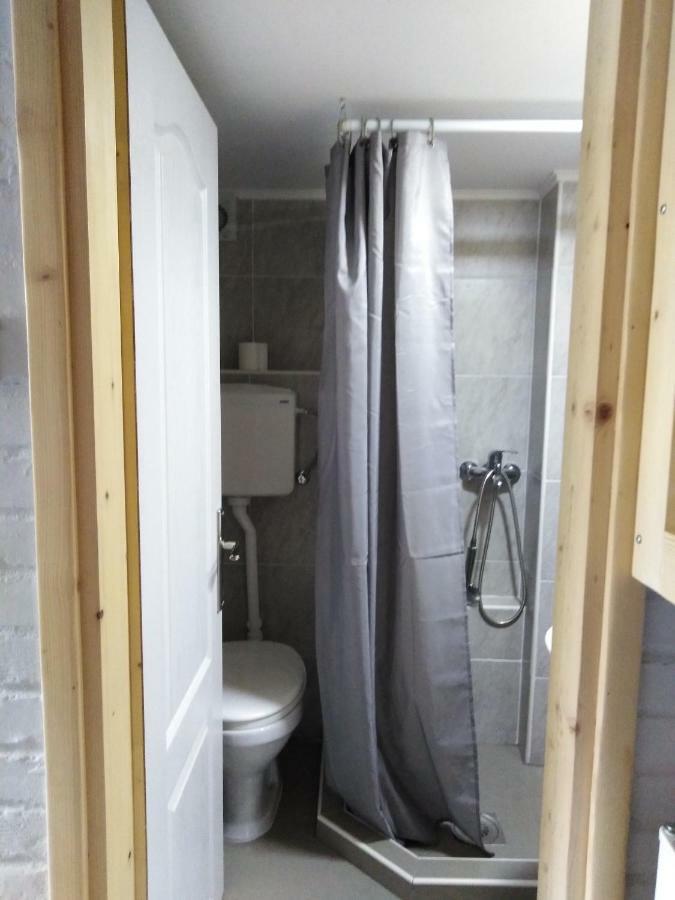 Apartmani Sirmium Sremska Mitrovica Zewnętrze zdjęcie