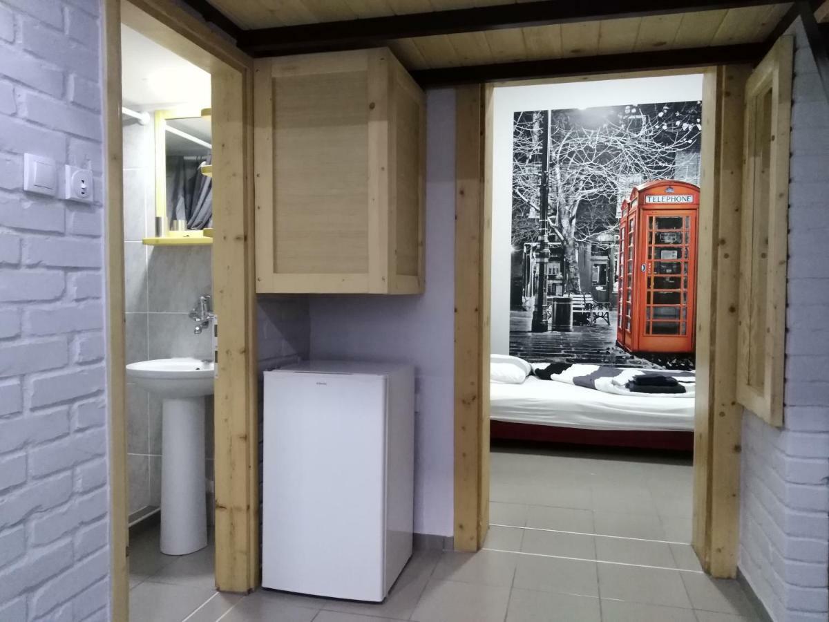 Apartmani Sirmium Sremska Mitrovica Zewnętrze zdjęcie